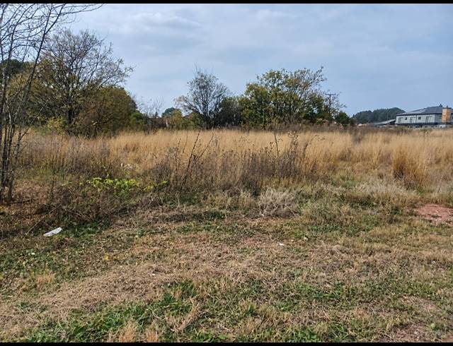 2,110M² VACANT LAND FOR SALE IN HENLEY ON KLIP